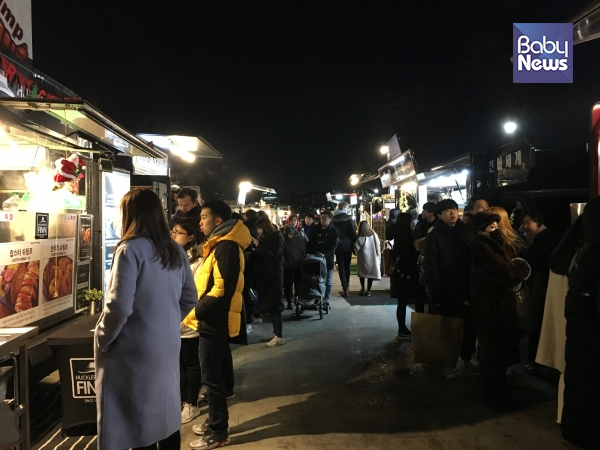 ‘서울 핫 윈터 마켓’이 1월 2일~7일까지 여의도 한강공원에서 열린다. ⓒ서울시