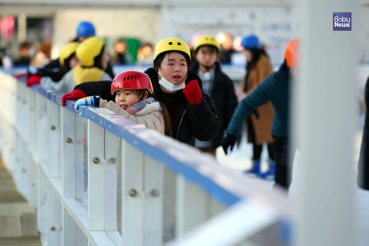 겨울 동안 놀 거리가 부족한 아이들에게 서울광장 스케이트장은 즐거움을 선사하는 곳이었다. 김재호 기자 ⓒ베이비뉴스
