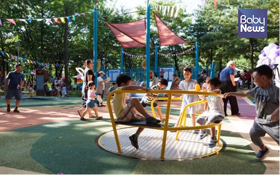 마들체육공원 초록숲놀이터(2018년), ㈜코오롱-세이브더칠드런-서울시-노원구 업무협약으로 조성. ⓒ서울시