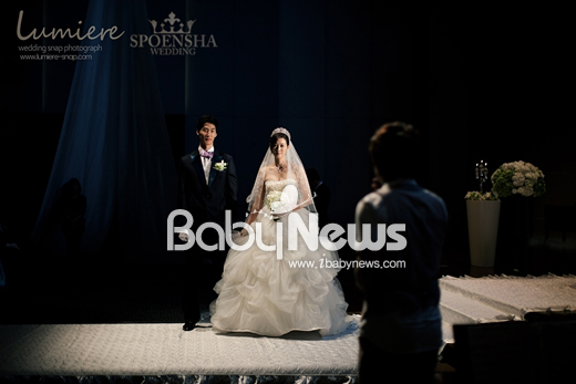 박철우, 신혜인의 결혼식 사진이 공개됐다. ⓒ스포엔샤