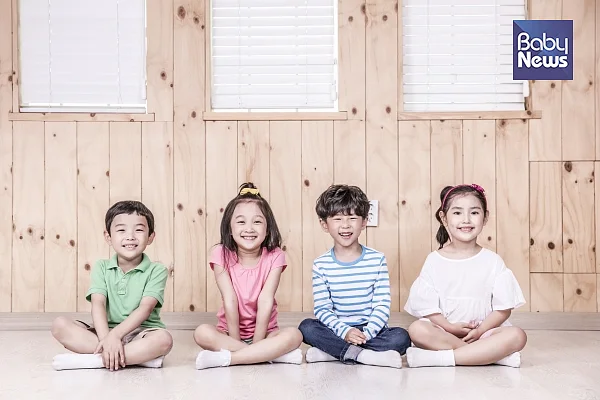 부모의 일관된 행동이 바람직한 형제자매관계를 만들어 갑니다. ⓒ베이비뉴스