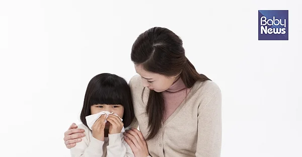 부모는 아이가 걱정하는 내용을 충분히 들어 줘야 합니다. ⓒ베이비뉴스