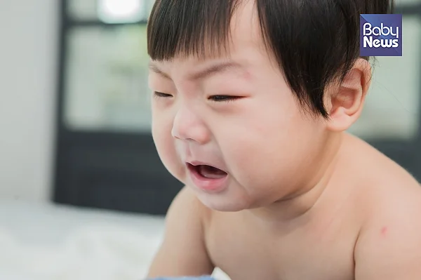 이유라도 좀 알자, 도대체 왜 그렇게 우니? ⓒ베이비뉴스