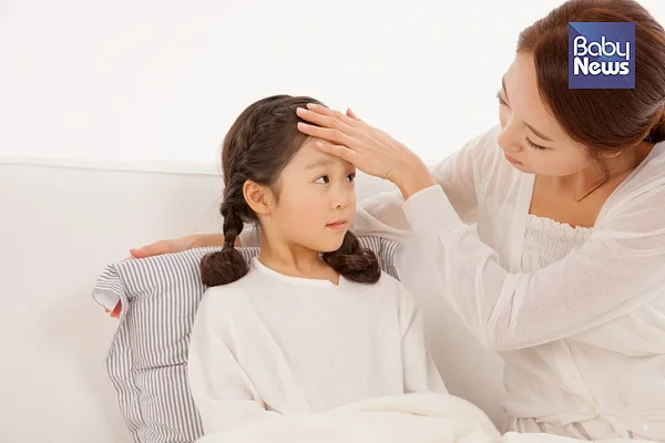 아이가 열이나면 열 정도에만 초점 두지 말고 아이 활동정도, 경구섭취량, 다른 증상 동반유무 등을 살펴야 한다. ⓒ한림대학교동탄성심병원