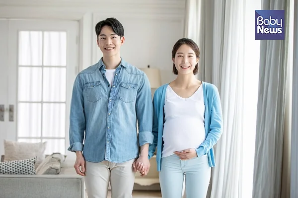 출산 준비는 아내만의 것이 아니다. 남편도 출산에서 해야 할 역할과 몫이 있다. ⓒ베이비뉴스