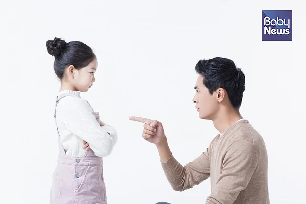 매 없는 훈육이 가당키나 할까, 애가 너무 버릇없게 자라진 않을까? 이런 고민이 드는 부모라면, 지금부터 '구조화'에 대한 이야기를 함께 읽어보자. ⓒ베이비뉴스