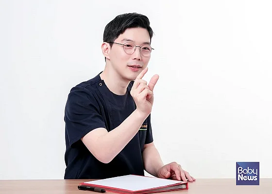피부 시술 후 효과 보려면 먼저 노화 정도나 나이에 맞는 맞춤 솔루션을 진행해야 한다. 하늘호수피부과의원 김동하 원장. ⓒ하늘호수피부과의원