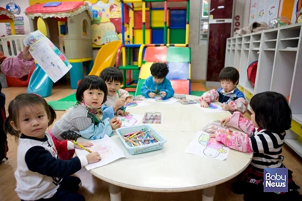 보건복지부가 어린이집 아동학대 예방 매뉴얼을 개선하며 '부주의한 지도' 개념을 담았다. ⓒ베이비뉴스