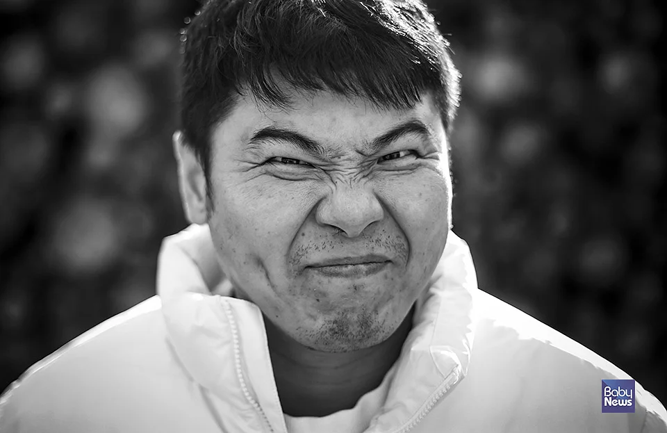 11년 차 연극배우 권일훈 씨. 배우답게 다양한 표정을 지니고 있다. 최대성 기자 ⓒ베이비뉴스