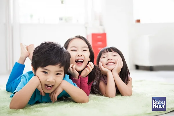 어린이집 보육서비스 우선 제공 대상을 연령제한 없이 2자녀 가구까지 확대하는 방안이 추진된다. ⓒ베이비뉴스