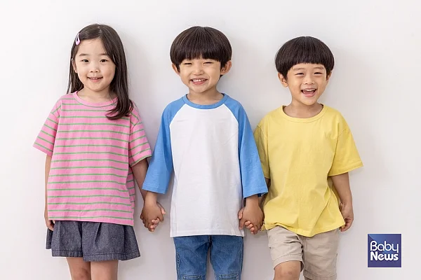 아이도 동등한 사회 구성원으로서 하나의 인격체로 봐야 한다. ⓒ베이비뉴스