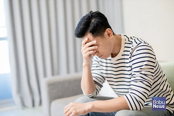 아빠가 실직하면 자녀의 학업성취도에 영향을 미친다는 연구 결과가 나왔다. 아들보다는 딸이 더 큰 타격을 받았다. 어머니의 실직이나 미취업은 자녀의 주관적 학업성취도에 유의한 영향을 미치지 않았다.?ⓒ베이비뉴스