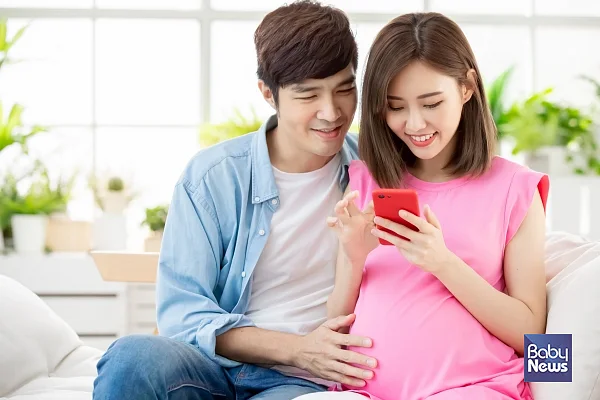 신생아 출생신고를 하면 자동으로 출생축하금 등 관련 혜택을 알려주는 알림서비스가 시행된다.?ⓒ베이비뉴스