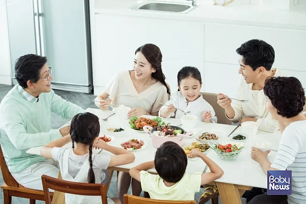 다자녀 가구에 대한 지원책을 강화하는 것은 저출생?문제를 해결하는 데 중요한 역할을 할 수 있다. ⓒ베이비뉴스