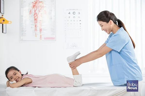 사춘기는 단순한 성장 현상이 아니라, 뇌에서 시작되는 정교한 호르몬 시스템의 작동이다. ⓒ베이비뉴스