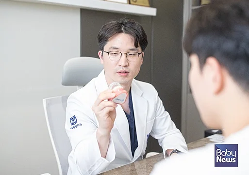 칼럼니스트 한경재는 강서 365서울원탑치과에서 교정 진료를 담당하고 있는 치과교정과 전문의다. ⓒ한경재