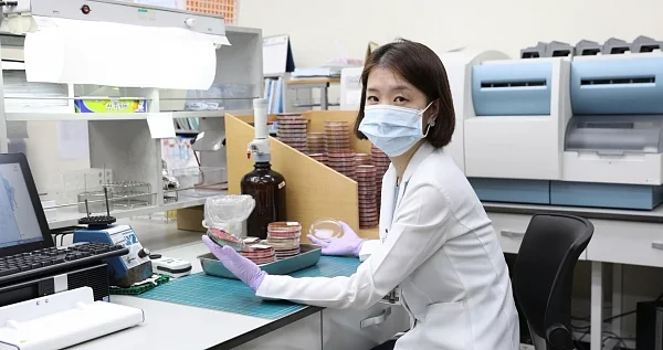인제대학교 일산백병원 진단검사의학과 장정현 교수 검사 이미지.