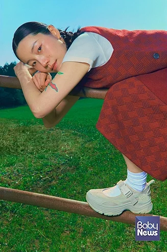 ???????글로벌 아웃도어 풋웨어 브랜드 테바(Teva)가 메리제인 스타일을 새롭게 해석한 신제품 '앰프솔 가일라 메리제인(Ampsole Gaila Mary Jane)'을 출시했다.?ⓒ테바