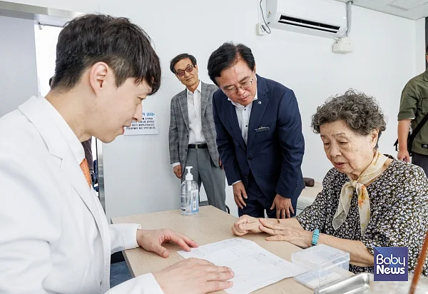 어르신 한방 무료 진료 및 힐링콘서트.?ⓒ강서구