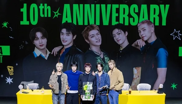 ‘COMPLETE 127’ 팬사인회 성공적 개최.?ⓒ메가MGC커피