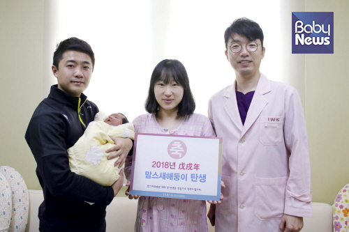 1월 1일 맘스여성병원에서 3kg의 건강한 새해둥이 탄생. ⓒ맘스여성병원