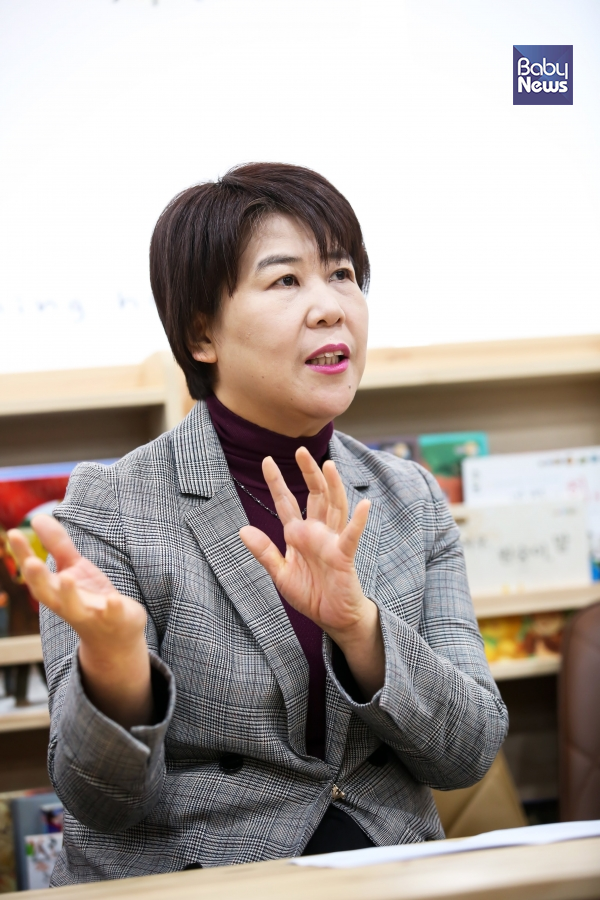 “엄마에게 정치란 ‘내 아이’ 같다”고 말하는 장지화 여성·엄마민중당 공동대표. 김재호 기자 ©베이비뉴스