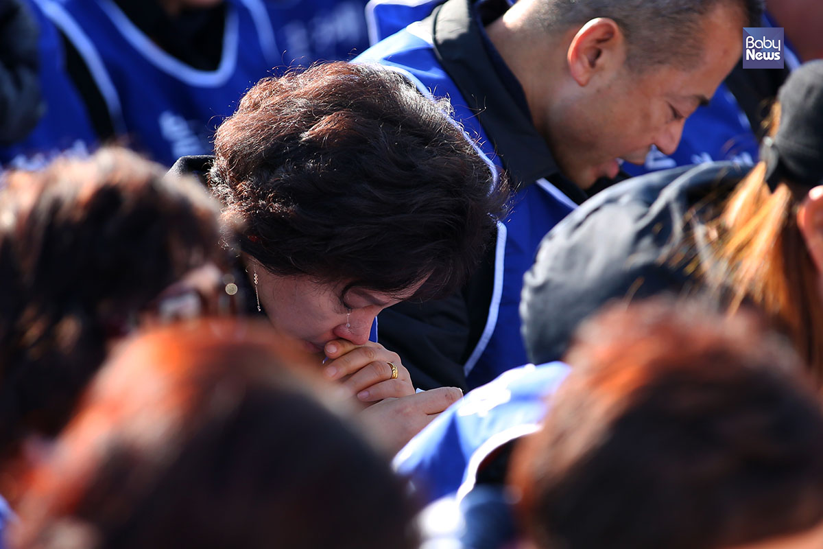 20일 오전 11시 서울 여의도 국회의사당 정문 앞에서 사단법인 전국장애인부모연대가 죽음으로 내몰린 발달장애인 가족에 대한 대책 긴급 기자회견을 가졌다. 김재호 기자 ⓒ베이비뉴스