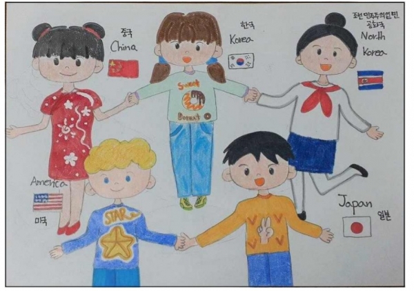 어린이미술관 참여, 코로나 종식 후 다른 나라 친구들과 만나길 바라는 마음으로 다 같이 손잡은 그림. ⓒ어린이어깨동무