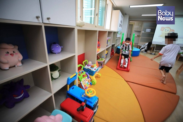 시간제보육을 이용할 수 있는 어린이집이 전국 490개소에 불과한 것으로 나타났다. 수요는 매년 늘어나는데 이용할 기관도, 홍보도 부족하다는 지적이다. ⓒ베이비뉴스