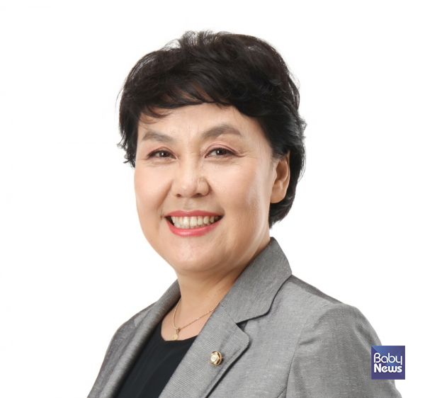 국회 보건복지위원회 소속 정춘숙 더불어민주당(용인 병) 국회의원. ⓒ정춘숙의원실