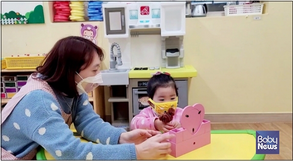 서울시는 시내 전체 어린이집에 투명마스크 약 4만 5000매를 긴급 지원한다고 지난 2일 밝혔다. ⓒ서울시