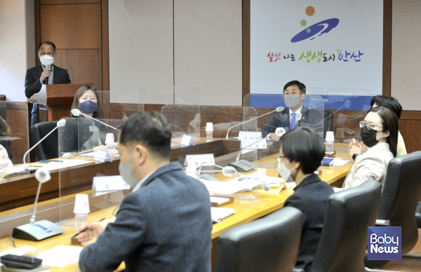 양성일 보건복지부 제1차관은 29일 아동학대 의심사례 신고 건수가 가장 많은 경기도 안산시를 방문해 아동학대전담공무원, 경찰, 아동보호전문기관 종사자 등 현장인력을 격려했다. ⓒ보건복지부