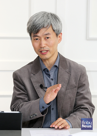 홍순범 서울대학교 어린이병원 소아정신과 교수. 소장섭 기자 ⓒ베이비뉴스
