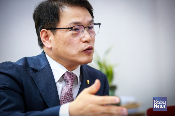 국국회 보건복지위원회 소속 이종성 국민의힘(비례대표) 국회의원. ⓒ베이비뉴스