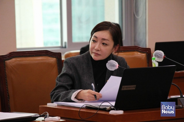 국회 문화체육관광위원회와 여성가족위원회 소속인 유정주 더불어민주당(비례대표) 국회의원. ⓒ유정주의원실