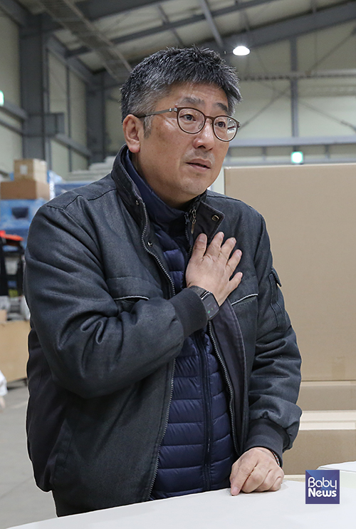 허찬회 크림하우스 대표는 "모든 증거물이 알집매트 대표가 수괴 역할을 한 것으로 가리키는데, 알집매트 대표가 사전 구속영장을 피해갔는지 아직도 이해가 되지 않는다"고 말했다. 이효상 기자 ⓒ베이비뉴스
