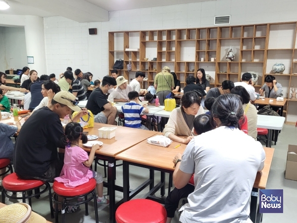 경기도 100인의 아빠단, 이천시 경기도자미술관 방문. ⓒ경기도 인구보건복지협회