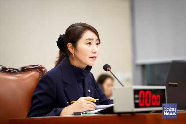 국회 보건복지위원회 간사인 강선우 더불어민주당(서울 강서갑) 국회의원. ⓒ강선우 의원실