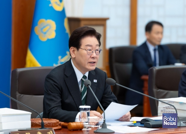 이재명 대통령이 28일 청와대에서 열린 제18회 국무회의 겸 제6차 비상경제점검회의에서 발언하고 있다. ⓒ대통령실