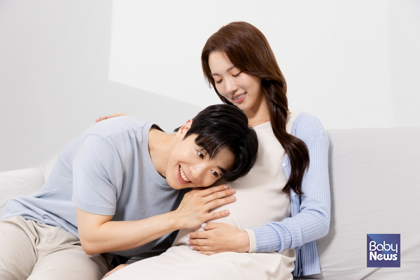 국민들은 단순한 출산 장려보다 일자리, 주거, 돌봄, 근무환경까지 함께 개선되는 현실적인 정책을 원하고 있다는 점이 ‘제5차 결혼·출산·양육 및 정부 저출생 대책 인식조사’에서 확인됐다. ⓒ베이비뉴스