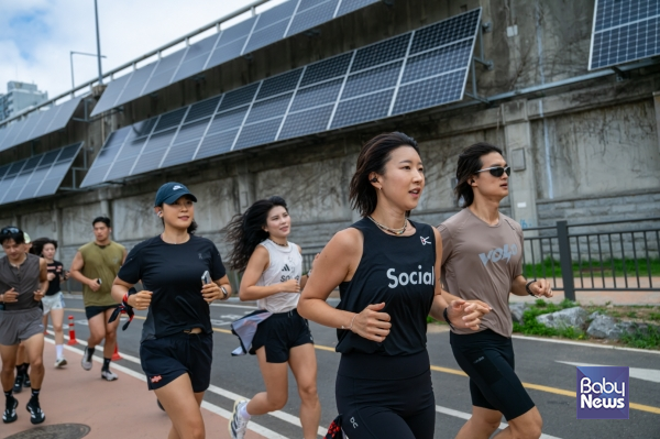 샥즈, 오픈닷 2 출시 기념 러닝 크루와 성수 커피런 성황리에 마쳐. ⓒ샥즈