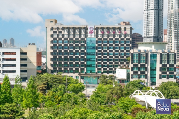 동대문구청사 전경.