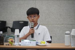 "학교 내 열린 공간과 시간 확보 통해 아동이 신체 활동 역량을 키울 수 있게 해주세요"