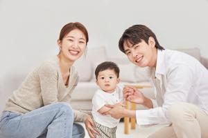 육아휴직급여 남성 비율 36.5% 역대 최고… 여성 경력단절·남성 고독사는 여전