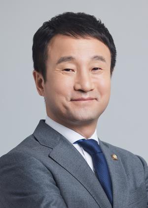 특수교육대상자 2만명 늘었는데 특수학교 7곳 증가… 정원 초과 학급 1540개