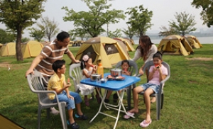 '여름피서 마지막 기회!' 한강여름캠핑장 8월 30일까지